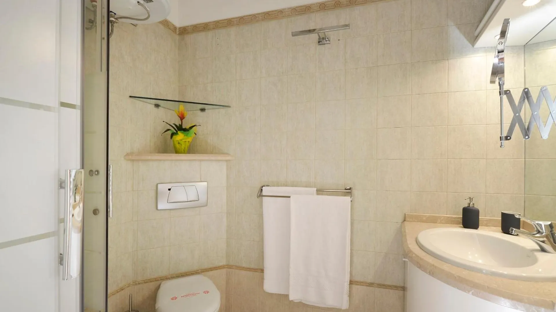 Montenapoleone Suite In The Heart Of Milan - Best Location Possible דירה