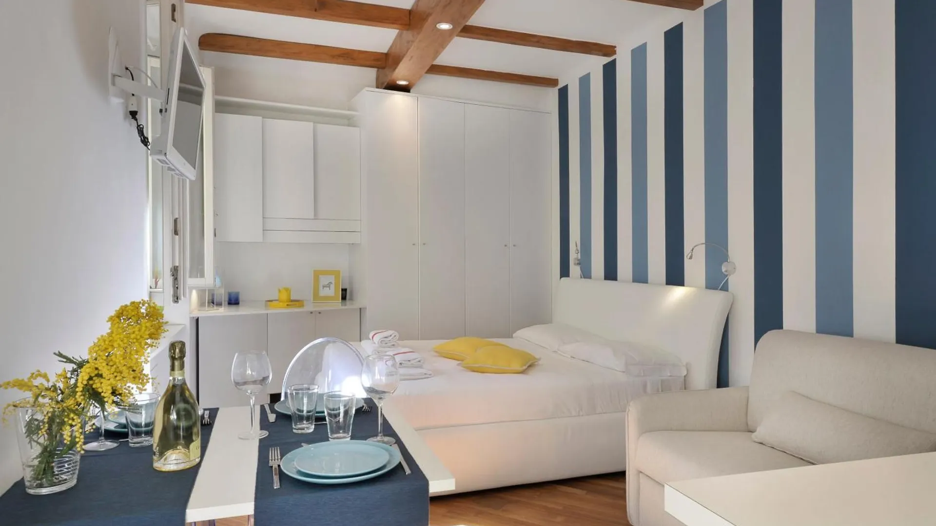 Montenapoleone Suite In The Heart Of Milan - Best Location Possible דירה